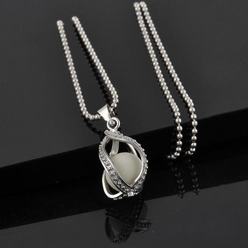 Glow In Dark Teardrop Couple Necklace
