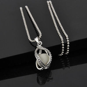 Glow In Dark Teardrop Couple Necklace